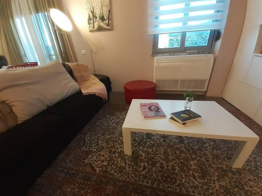 Lake View Apartment Tirana Exterior foto