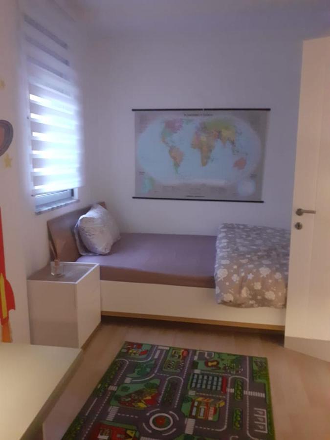 Lake View Apartment Tirana Exterior foto